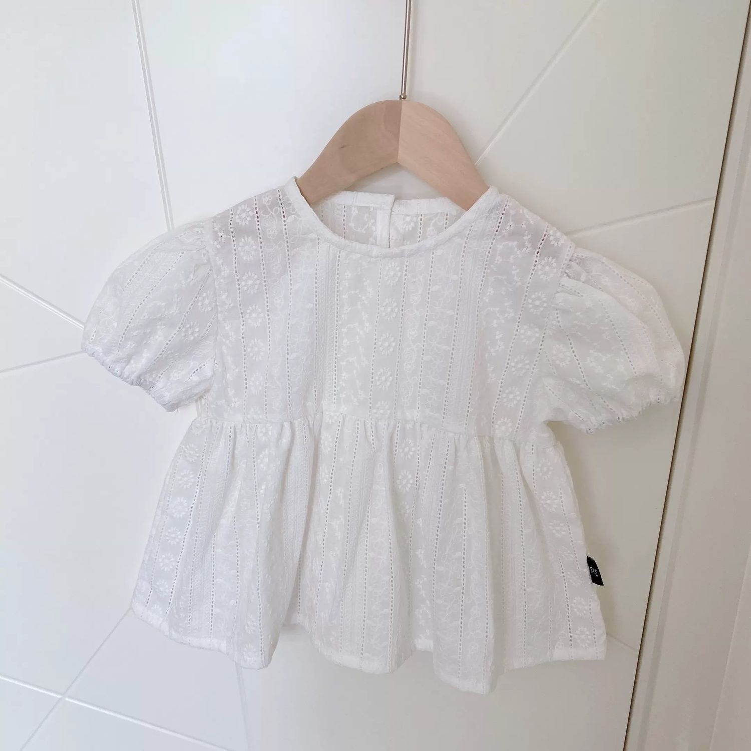 2026 새로운 여름 아기 소녀 퍼프 슬리브 블라우스  - Baby Clothing Korea 리뷰 및 가격